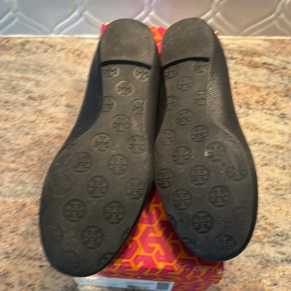 Tory Burch Reva tumbled leather black valet flat size 9 - Picture 4 of 5